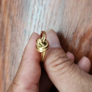 1 Oak 18k Gold Knot Stacking Ring - Size 6